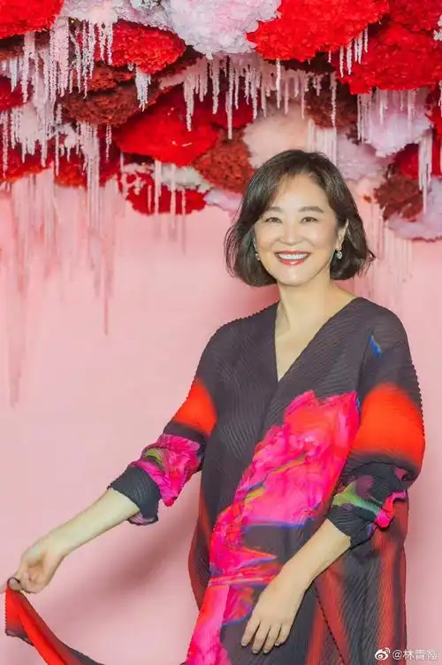 林青霞分享生日照片##林青霞晒生日照