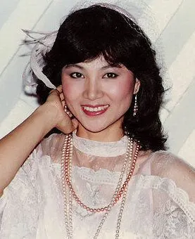 "凤迷"聚台追忆"帽子歌后"凤飞飞(组图)【6】