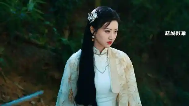 景甜-《司藤》盘点司藤的旗袍造型