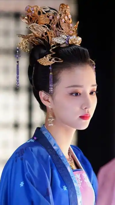 盘点一下清平乐里面张贵妃的造型