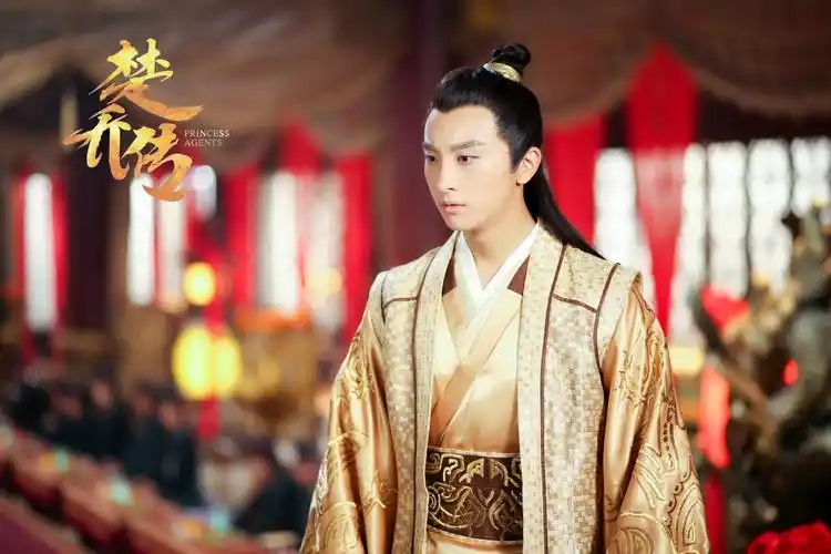 楚乔传今晚开播 牛骏峰初遇赵丽颖精分霸屏_看电视剧_娱乐星闻_新闻