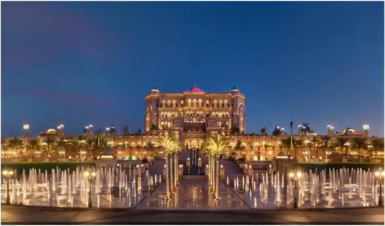 阿布扎比八星皇宫酒店 le café下午茶(参观八星酒店必选 一杯24k金屑