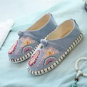 老北京布鞋年轻女款