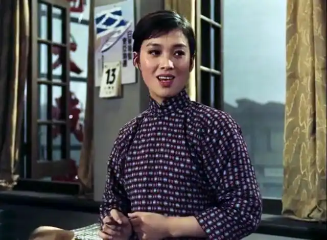 1939年,曹银娣出生于上海.