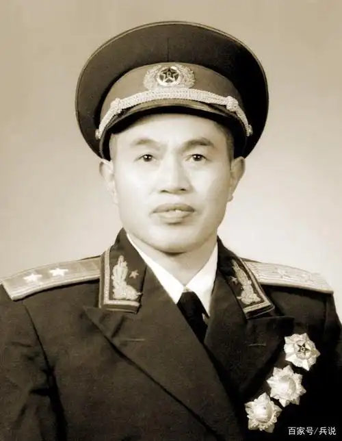 开国中将皮定均