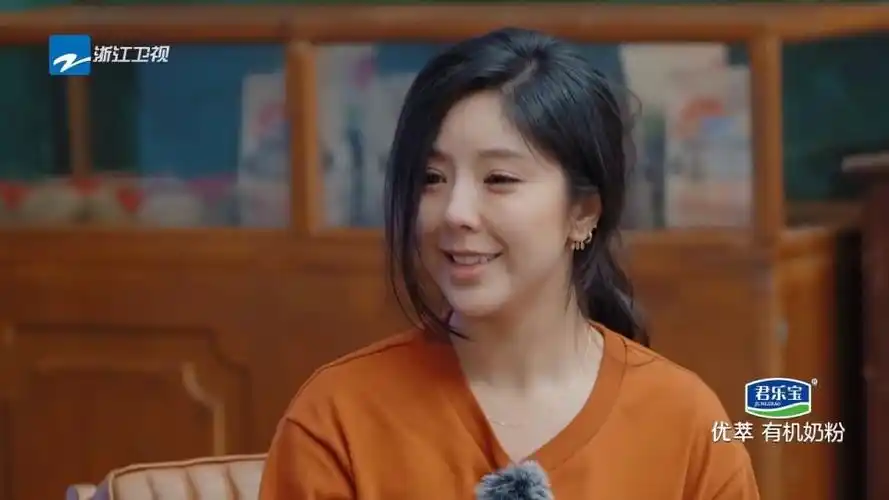 女艺人选对综艺有多重要?看赵奕欢在浪姐5和超越班的口碑就知道