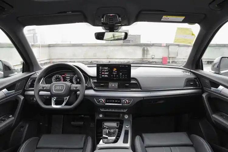 【2022款 奥迪q5l sportback 40 tfsi 时尚型汽车报价_图片_参数配置