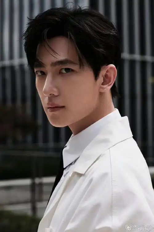 杨洋在塌一种很新的房