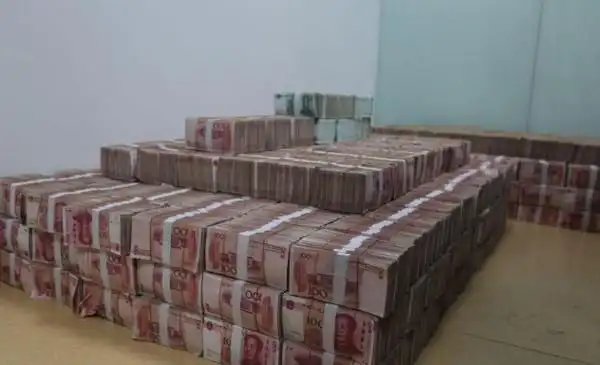 ▼8000万人民币.(图/翻摄自微博)