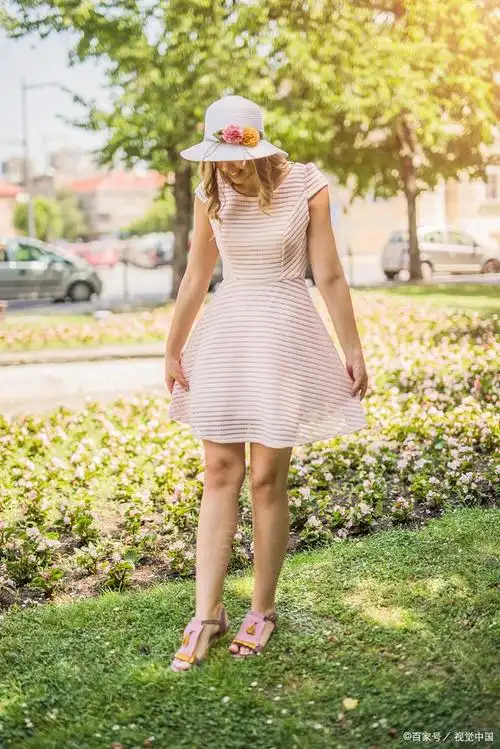 为什么女人跟男人约会期间都爱穿裙子?看完会刷新你的认知