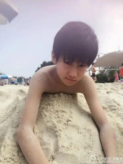 张真源小时候vs现在