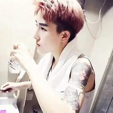 帅哥头像冷酷高清社会清新富二代来了