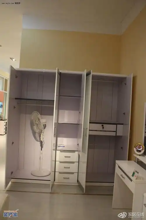 产品图库 家具图片 衣柜图片 全友家私白银时代系列 82606五门衣柜