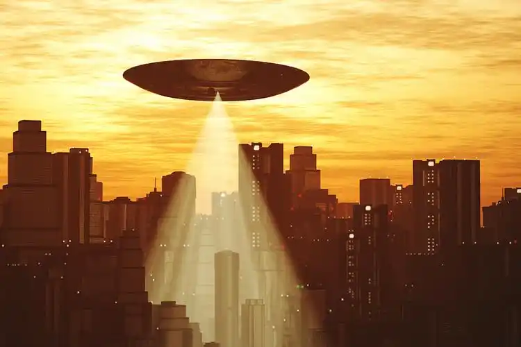 ufo飞碟与城市景色高清图片