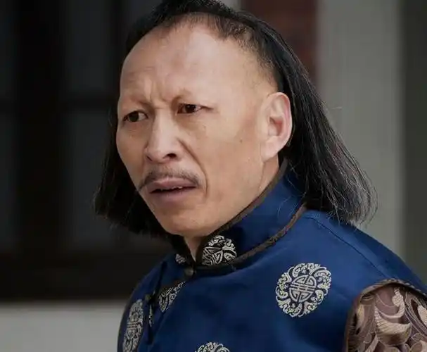 长得最丑的十个男演员黄渤勉强排名第十不信有人比他还丑