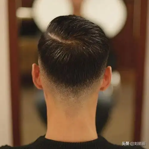 男士头发两边刻剪图案(男士简单花纹发型图片大全)-天晟网