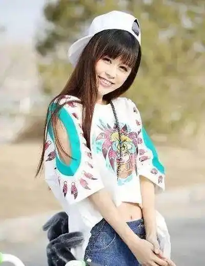 都外形美貌身材傲人,而她被誉美丽与财商齐飞_陈文婕_朱宸慧_女孩