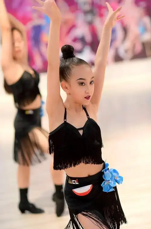 人生没有白走的路,每一步都算数#集训 #拉丁舞小女孩 #一起 - 抖音