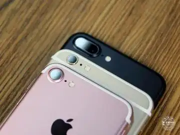 苹果iphone7plus32gb图片