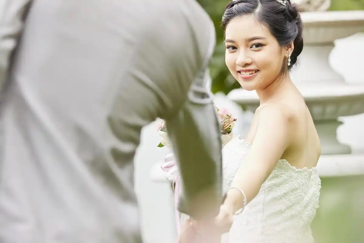 享受一个人的时光 作为一名全职妈妈,李倩的生活充满了忙碌和疲惫.