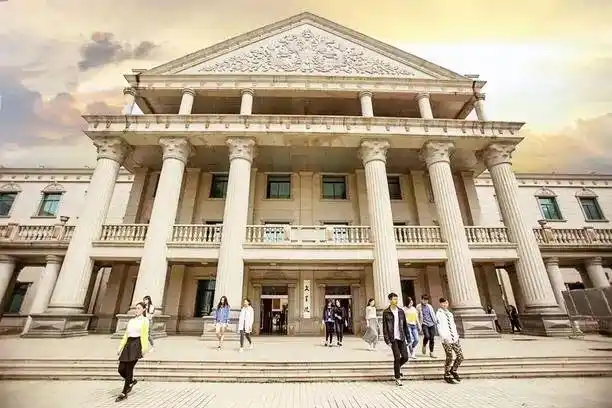 人文艺术学院2019年专业介绍