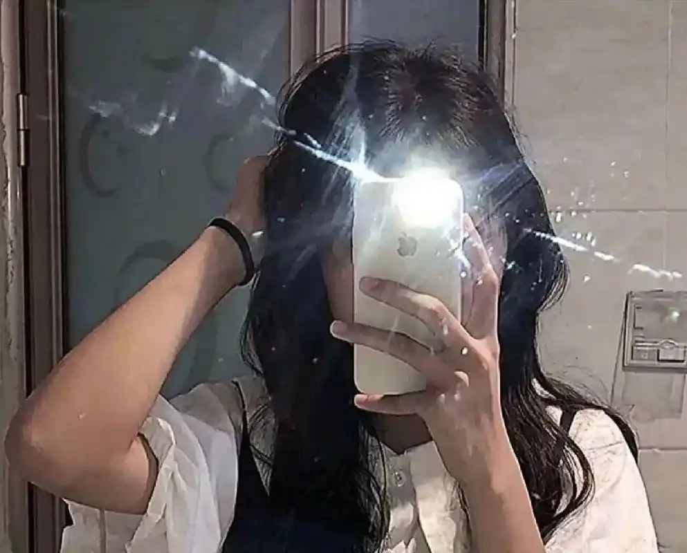 可以网恋的女生图片