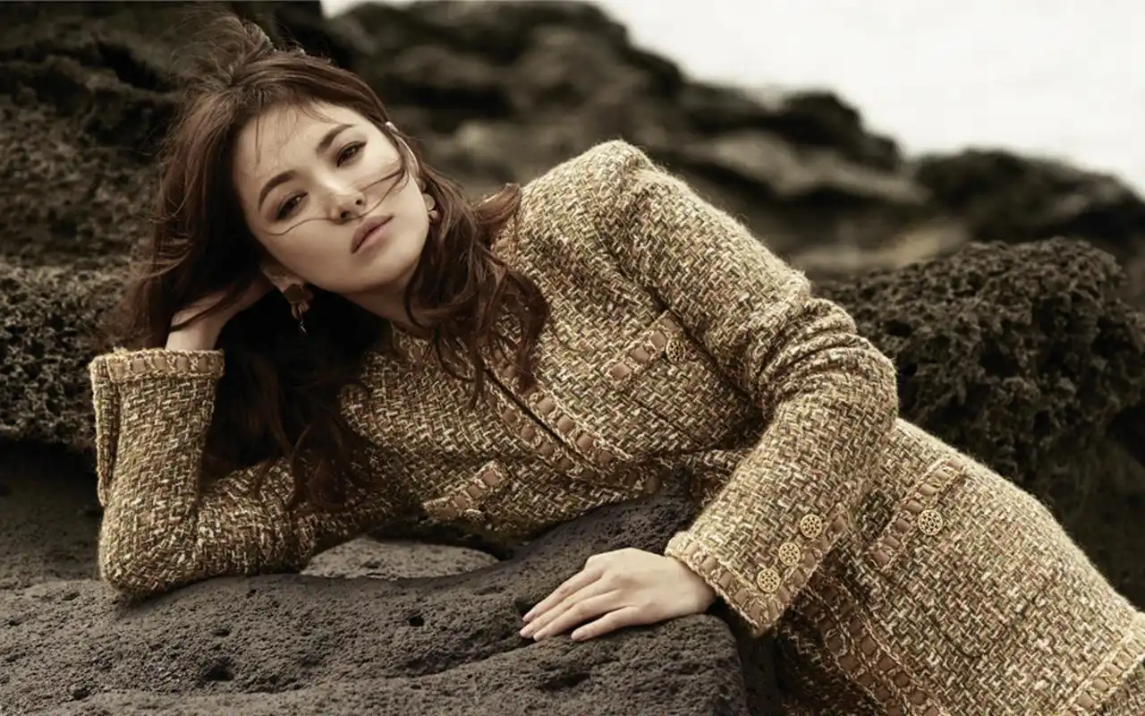 宋慧乔性感妩媚写真图片桌面壁纸