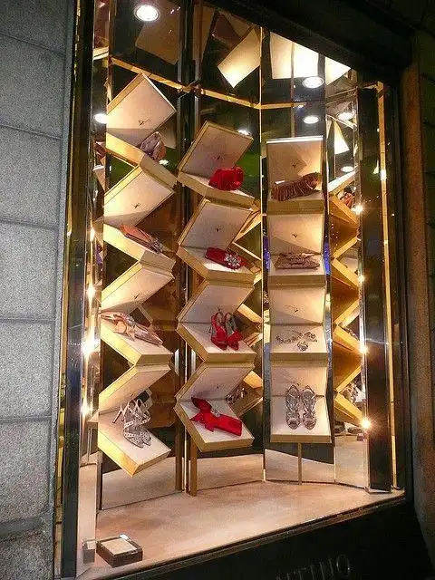 专辑|橱窗展示设计店铺店面丨扫码打包 - 微相册