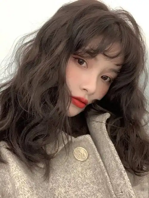 网红假发女中长发刘海圆脸可爱逼真玉米羊毛卷日常整顶假发