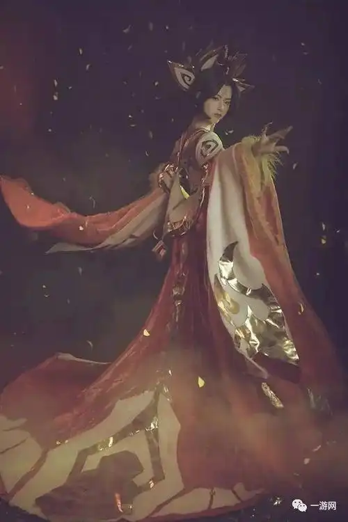 cos大唐帝国至高无上的女帝陛下王者荣耀武则天coser鉴赏