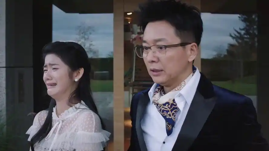 正文  女儿过生日,王柏林@刘奕君 和白洁@傅淼 一起为女儿精心准备的