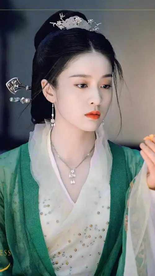 容乐张雪迎电视剧白发王妃