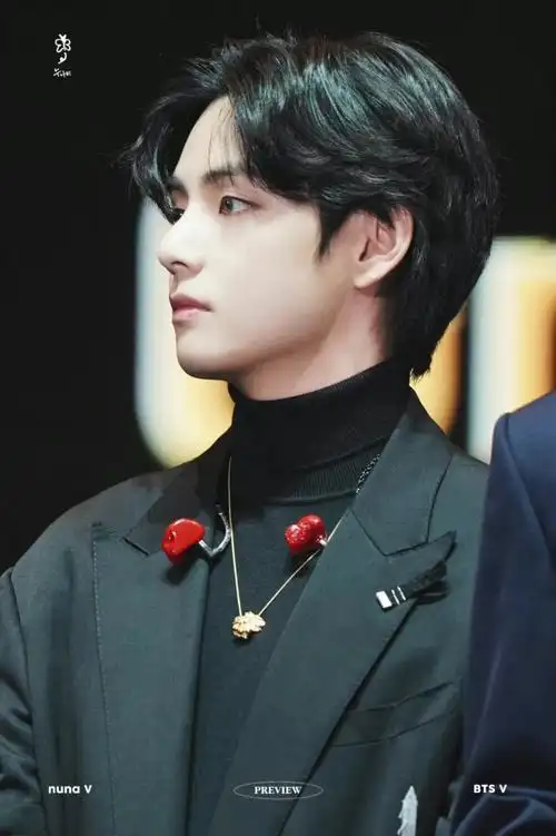 金泰亨 221008 tma颁奖典礼 cr:logo