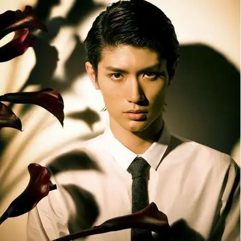 三浦春马(日本男演员)_石塘网