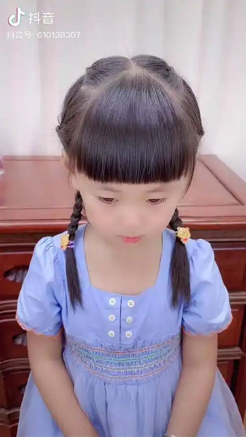 邻家小女孩发型来喽小辫小辫扎起来儿童编发教程日常编发分享