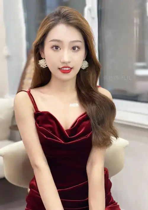 敬酒服披发造型