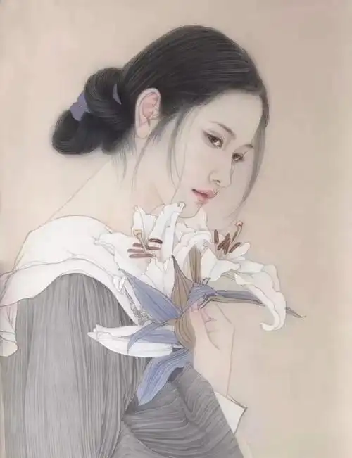 地考入天津美院 跟随著名画家何家英先生 继续系统地学习工笔人物画