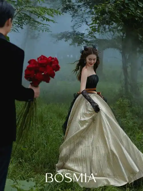 不小心闯入你的秘密森林超美的森系婚纱照