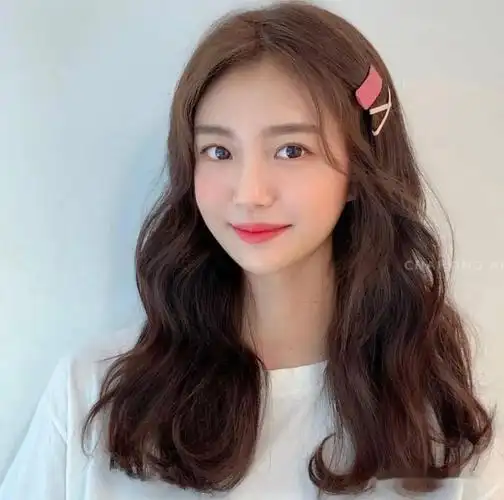 2021中长卷发图鉴空气波浪卷果冻卷c字卷修饰轮廓又减龄