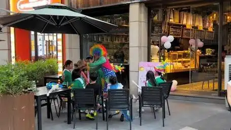 演出现场 杂技表演了