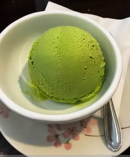 最后来一个抹茶冰激凌,还不错