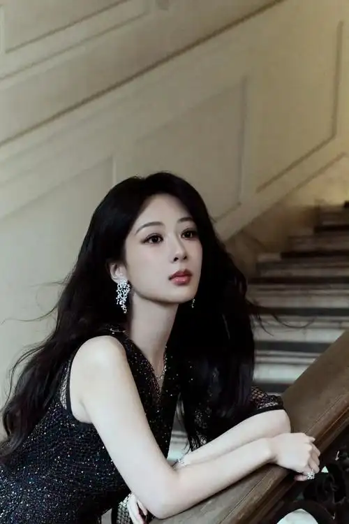 入行26年,杨紫面相变了