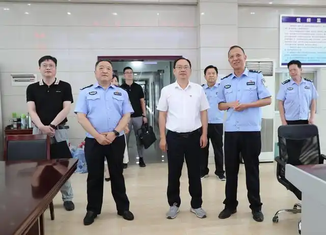 商城县委常委,政法委书记到公安局调研指导工作