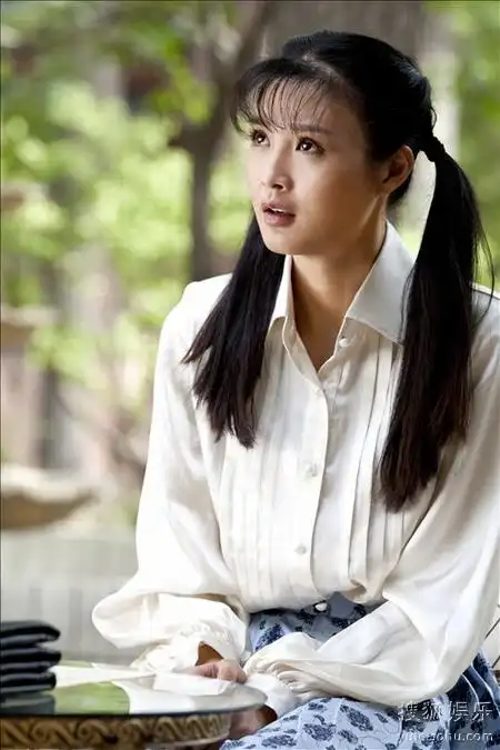 白庆琳《小洋楼》造型曝光 清秀婉约惹人怜