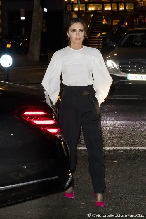 矮个子女生适合穿什么衣服