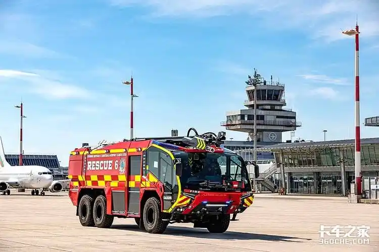 卢森宝亚机场消防车