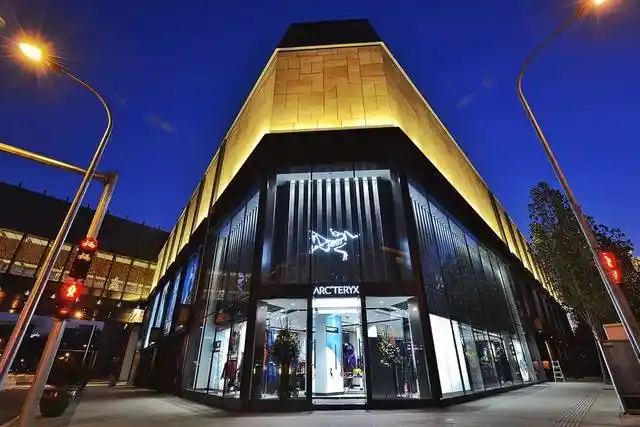 始祖鸟品牌旗舰店落户京城,始祖鸟品牌新坐标