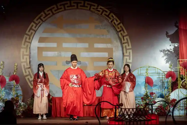 南平频道 文明之光 幻灯图 > 正文"朱子婚礼"是朱子《家礼》中的重要