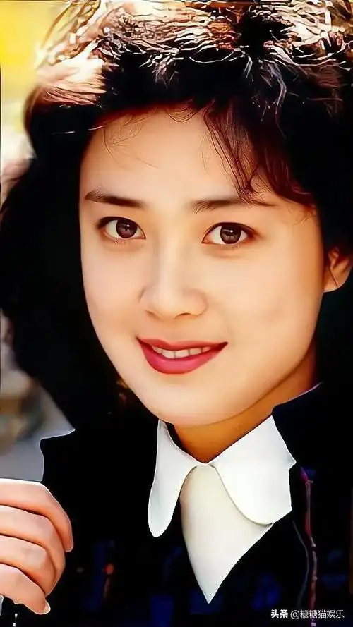 傅艺伟倾国倾城美艳动人