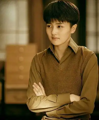 烈火军校谢襄为什么代兄从军 谢良辰对她的影响很大-星辰影院